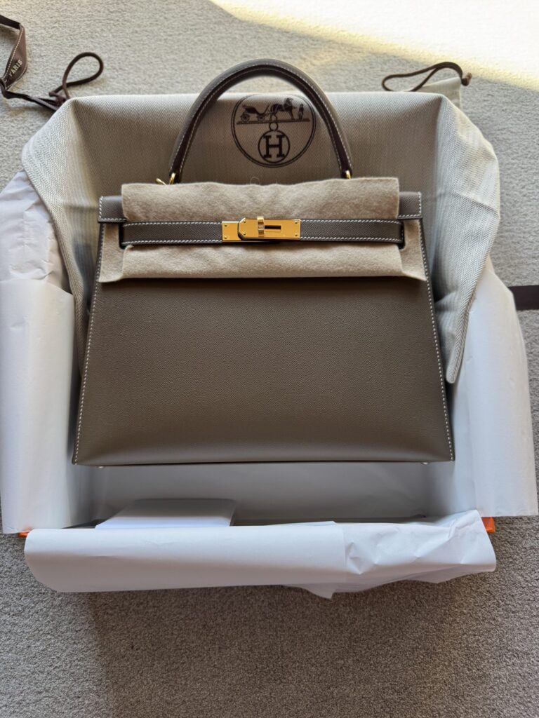 Hermès Kelly 28 Madame Sellier Etoupe Gold Hardware