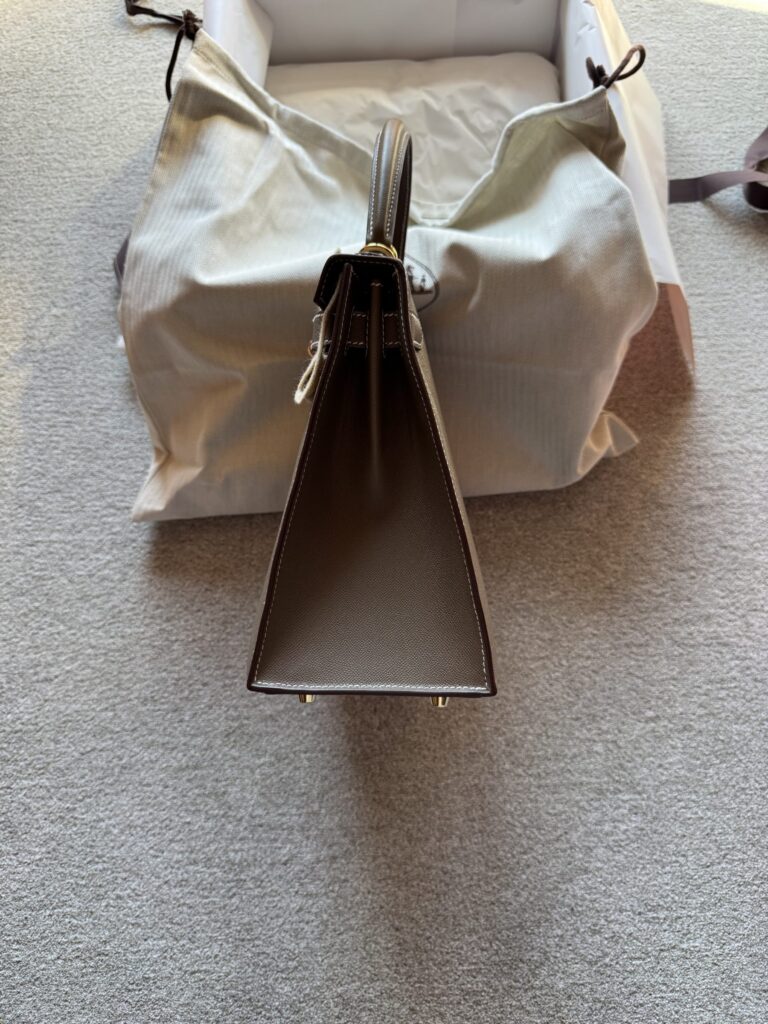 Hermès Kelly 28 Madame Sellier Etoupe Gold Hardware
