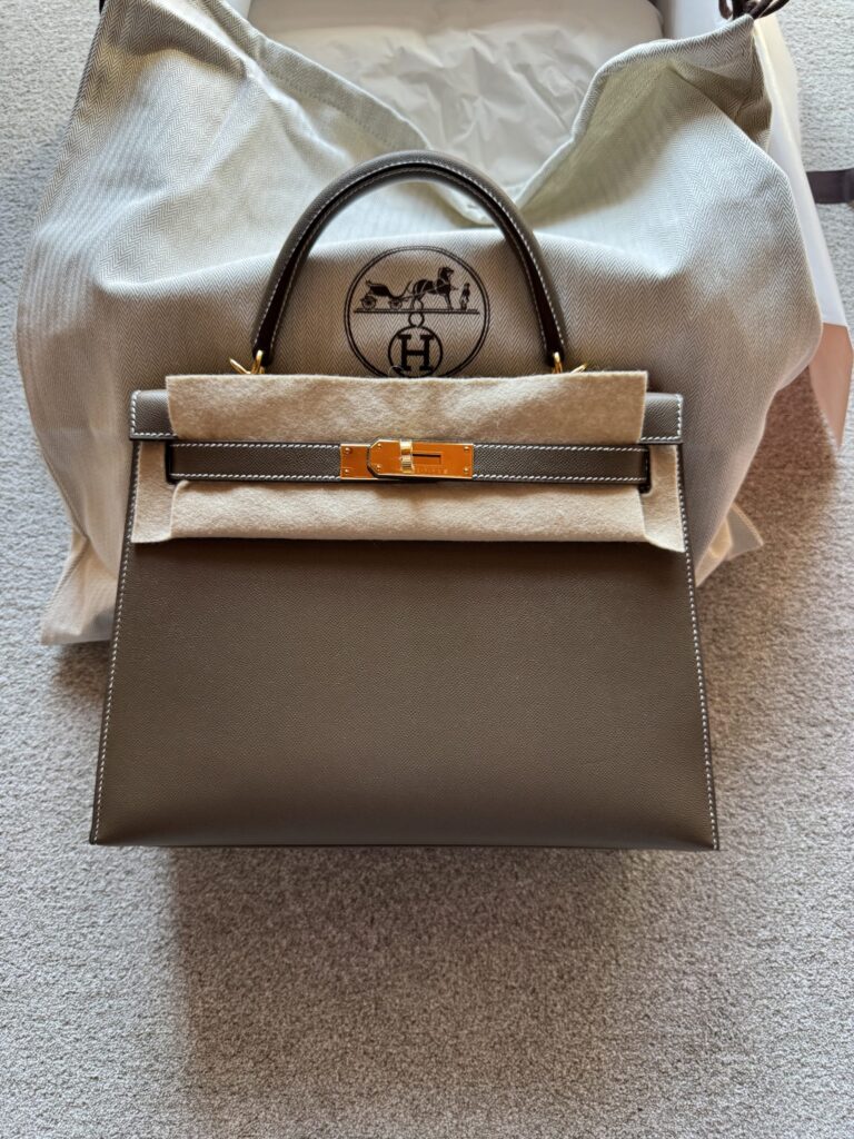 Hermès Kelly 28 Madame Sellier Etoupe Gold Hardware
